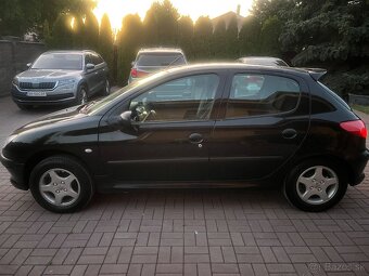 Peugeot 206 . 1,1 benzín/ 44KW 2005 - 7