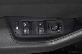 Volkswagen Passat B8 Variant 2.0 TDI 110kW DSG automat - 7