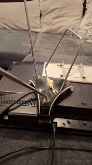 STARSI televizor s DVD a USB - 7