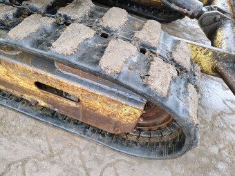 Minirypadlo Komatsu PC20R-8 - 7