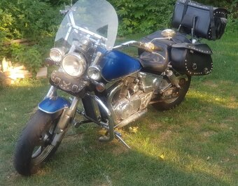 Suzuki vz800 - 7