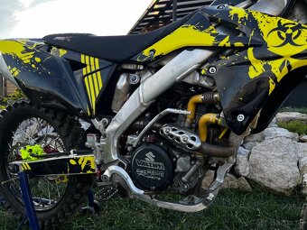 Suzuki RM-Z 250 2012 – Žihadlo na dvoch kolesách - 7