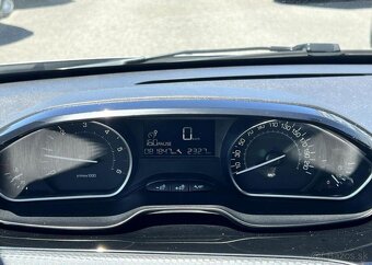 Peugeot 208 1.6HDi KLIMA TEMPOMAT ALU nafta manuál 73 kw - 7