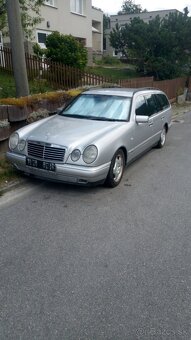 Mercedes e 300td - 7