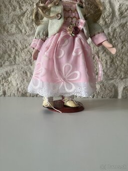 Porcelánová babika - 7
