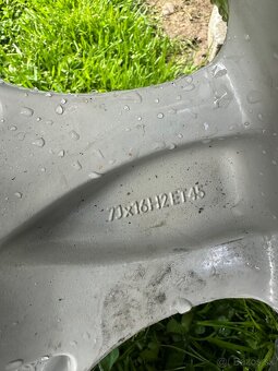 Audi 5x112 R16 7J ET45 - 7