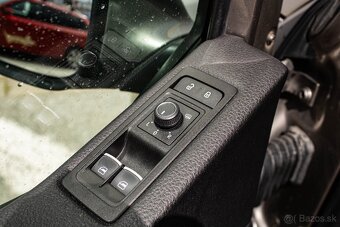 Volkswagen Multivan 2.0 TDI 146 kW, DSG, 4x4 - 7