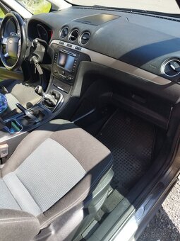 Ford Galaxy 2,0 - 7