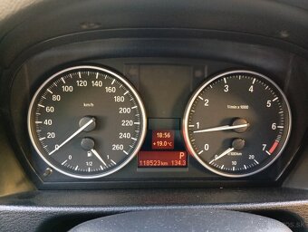 BMW X1 2,0 benzín/plyn - 7