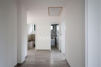 Moderný 4-izbový dom pri Žiline – ihneď k nasťahovaniu - 7