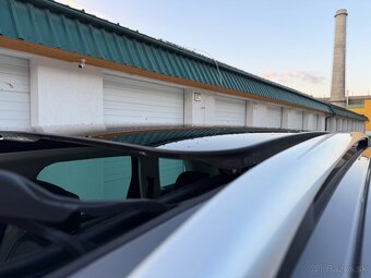 VW Touareg II 3.0 TDI V6 Executive - 7