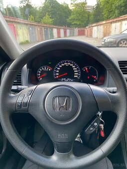 Honda Accord 2.0 - 7