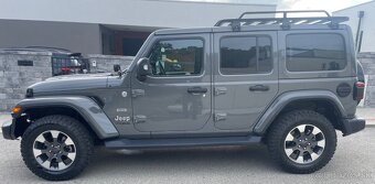Jeep Wrangler UNLIMITED 2.0T 272k 8T Sahara Odpočet DPH - 7