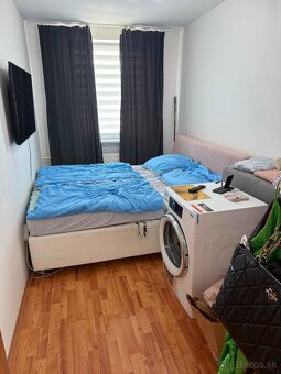 Na predaj: 3-izbový byt - 7