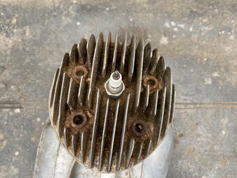 Jawa 250 / 353 Pulbuben - motor - 7