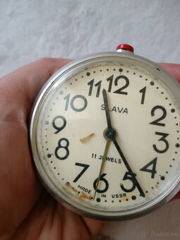 Retro budík - 7