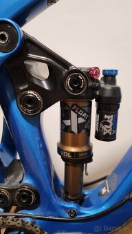 Pivot Switchblade - 7