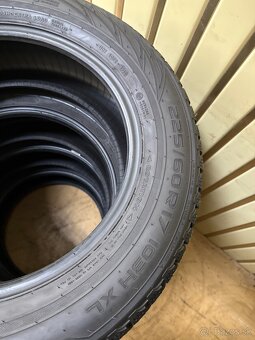 Zimné pneu 225/60R17 viem aj prezuť - 7