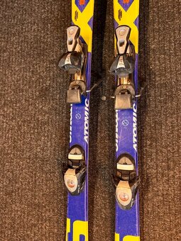 LYŽE ATOMIC XS:8, DÉLKA 130 cm + hůlky - 7