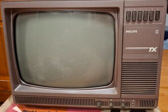 Predám vintage CRT TV Philips 12TX2501/20L - 7