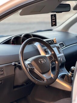 Toyota Verso 2.0 , 1. majiteľ - 7