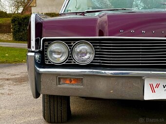 Lincoln Continental - 7