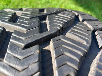 225/40 r18 zimne pneumatiky 2 kusy - 7