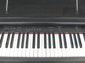 Digitální piano Technics PX201 - 7