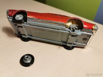 Corgi toys Oldsmobil - 7