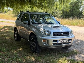 Toyota RAV4 2.0 D-4D 3D - 7