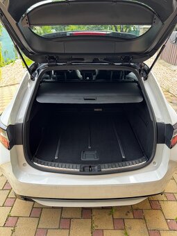 Toyota Corolla Combi TS 2.0 Hybrid Selection - 7