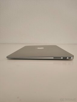 MacBook Air A1466 (2017) | i5 | 8 GB RAM | 128 GB SSD - 7