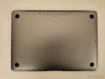 MacBook Air 2020 | i5 • 16GB • 256GB SSD - 7