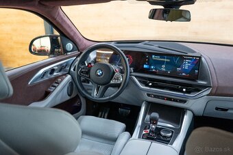 BMW XM 4.4 V8 - 7