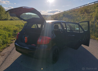 Toyota Auris 1.6 I Dual VVT-i Terra Cool - 7