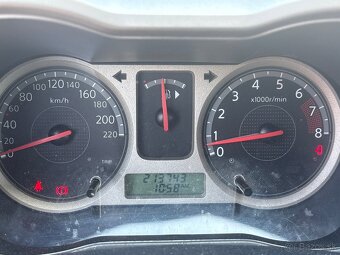 Rozpredam Nissan Note 1,4 2007 - 7