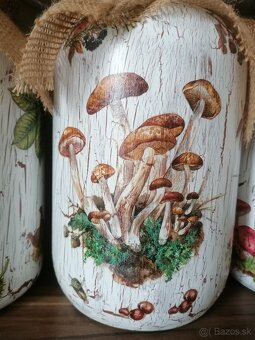 Predám 4 litrové fľaše na sušené huby - 7