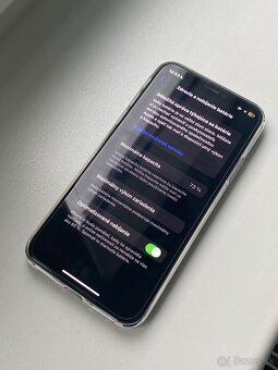 VYNIKAJÚCI STAV iPhone Xs - 7