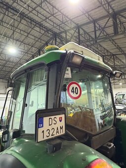 Predam traktor John Deere 6520 SE - 7