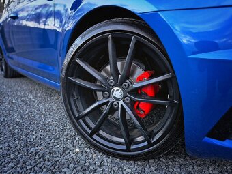 Predám Škoda Octavia 2.0TDI DSG - RS Packet - NOVÁ STK/EK - 7