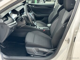 Škoda Octavia Combi 2.0 TDi M6, r.v.: 2021 - 7
