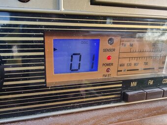 Moderné Retro Rádio ( LP Platňa, FM,MW, MC kazeta, CD, USB ) - 7