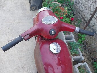 Jawa 250/559 - 7