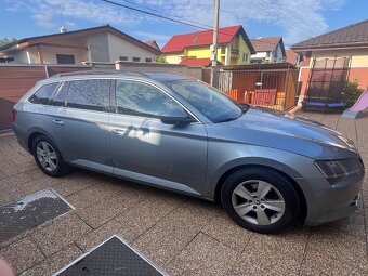 Skoda Superb Manual 2.0TDI 110KW - 7