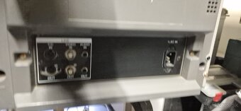 Sony Trinitron - 7