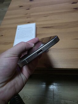 iPhone 15 Pro Max Natural Titanium 256GB - 7