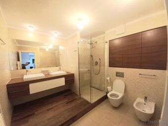 Prenájom luxus. zar. nového 3 izb. bytu na Moskovskej ul. - 7