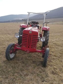 Traktor Mc Cormik - 7