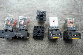 Tracom rele aj s päticou RM11 na 220V , MK3p5I na 12V - 7