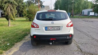Nissan quashqai 4 x 4 , 2.0 dci - 7